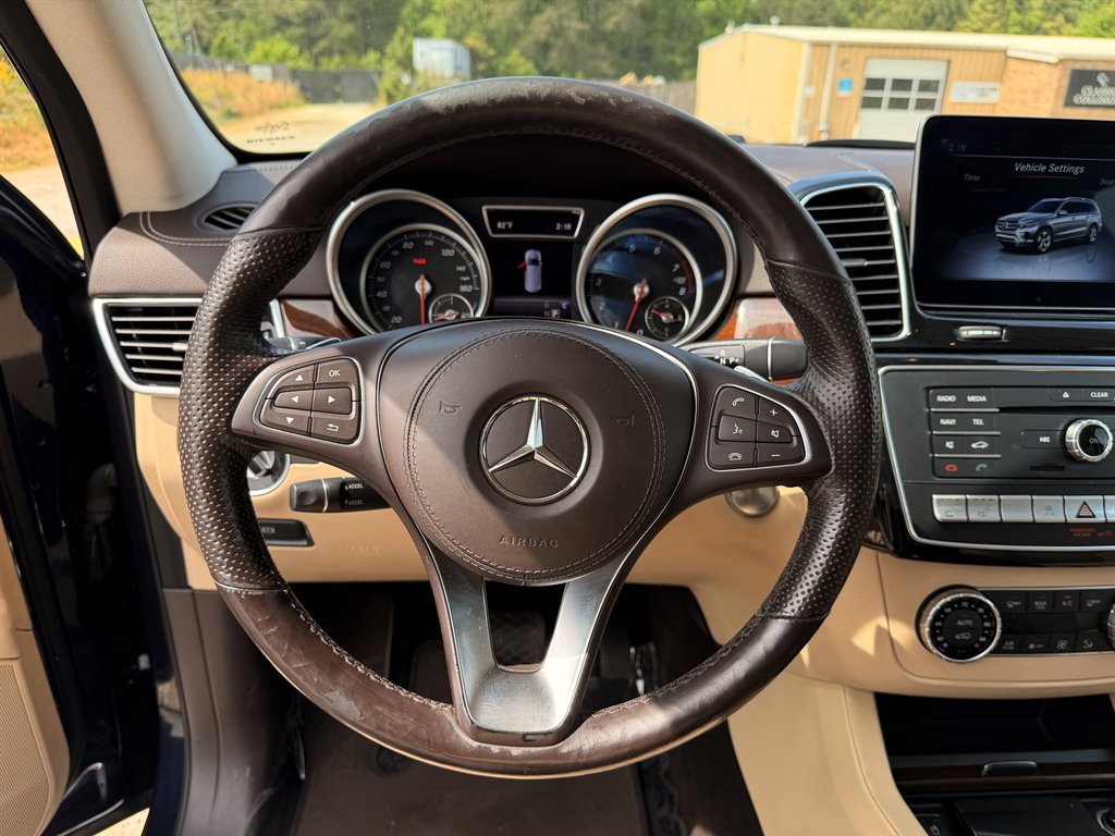 Used 2019 Mercedes-Benz GLS 550 4MATIC image 13