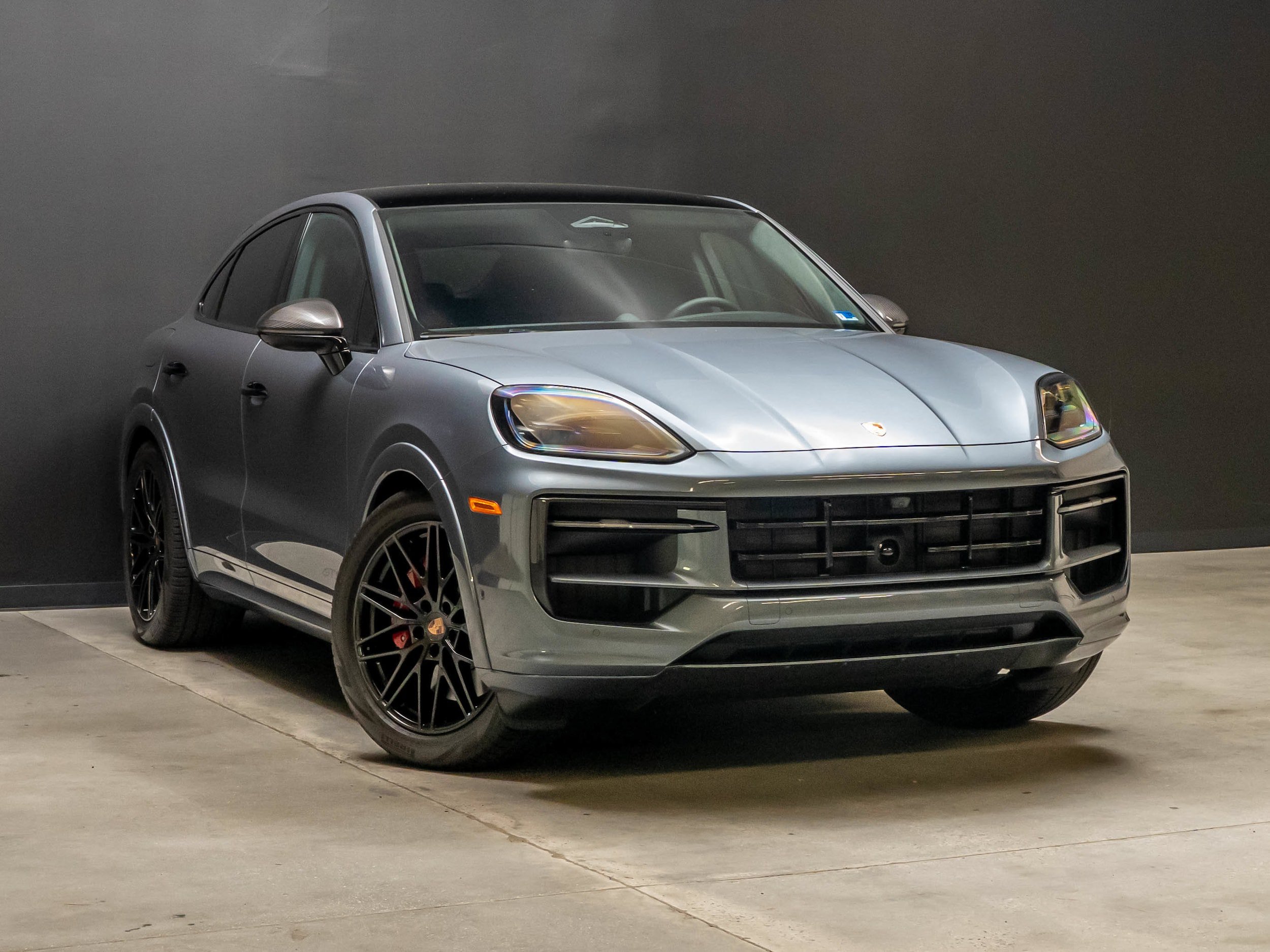 Certified 2026 Porsche Cayenne GTS AWD/4WD image 9
