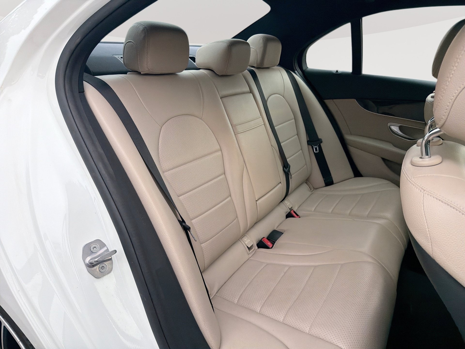 Used 2019 Mercedes-Benz C 300 Sedan image 26