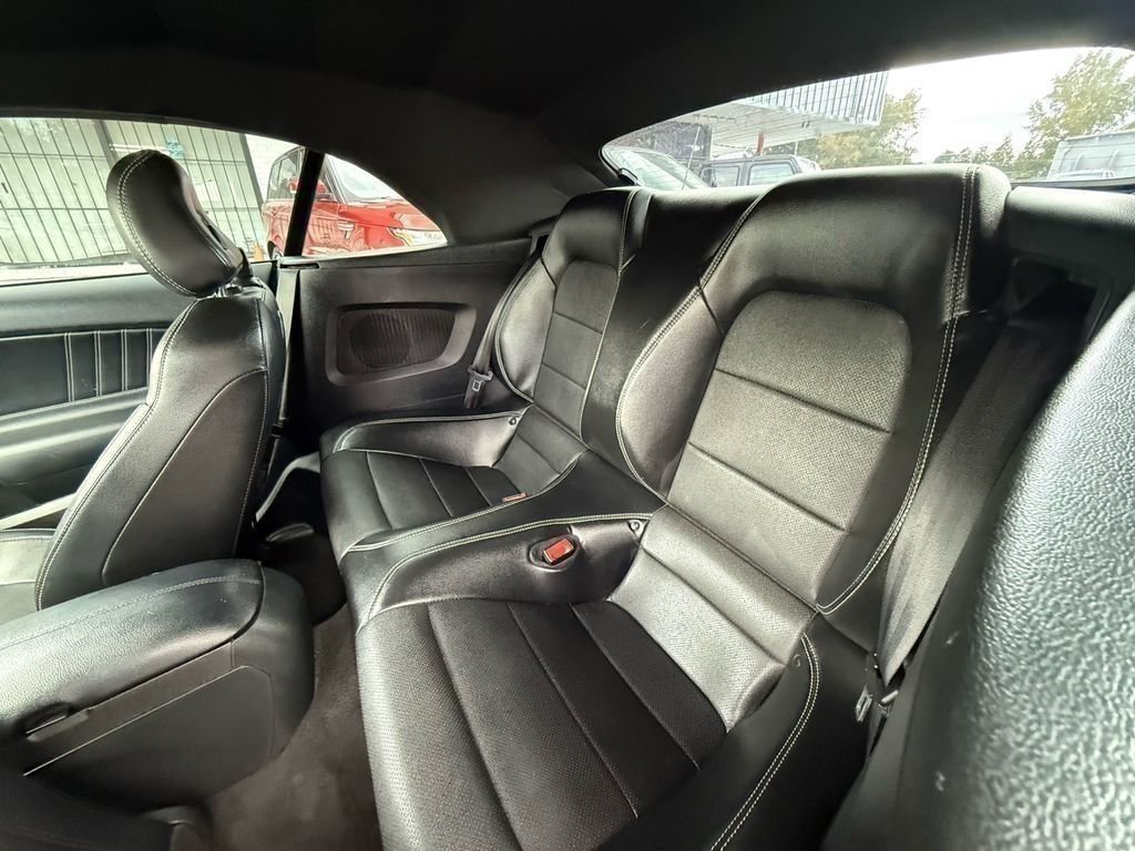 Used 2020 Ford Mustang Premium image 34