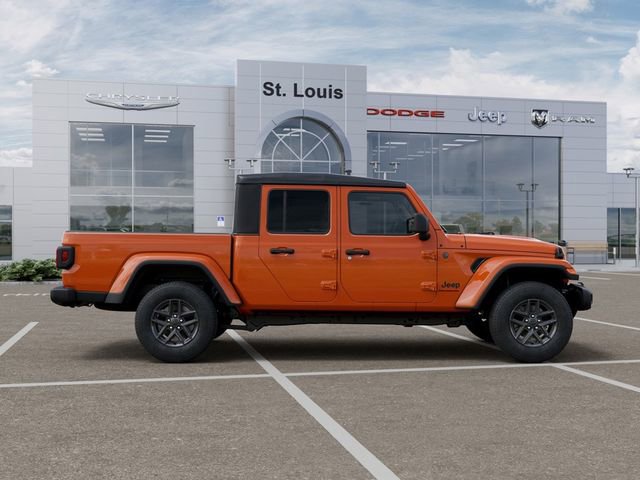 New 2025 Jeep Gladiator Sport image 21