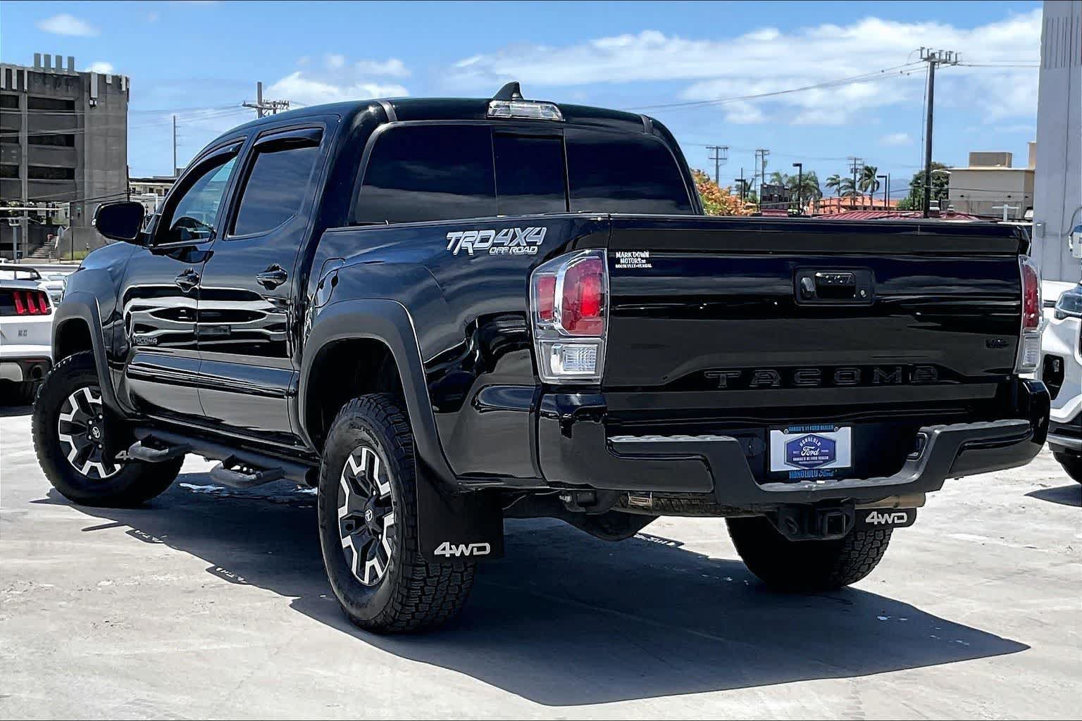 Used 2023 Toyota Tacoma TRD Off-Road AWD/4WD image 4
