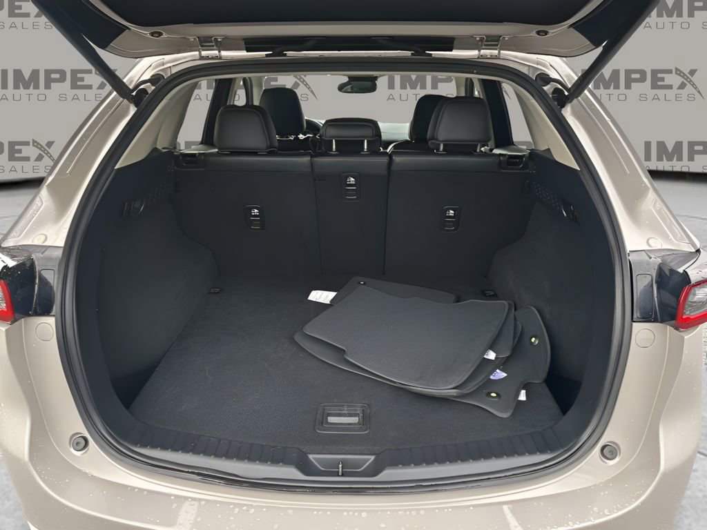 Used 2025 MAZDA CX-5 AWD 2.5 S w/ Preferred Package image 29