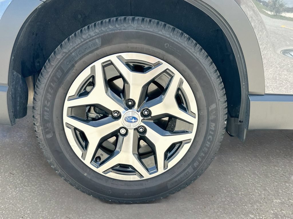Used 2019 Subaru Forester Premium AWD/4WD image 30