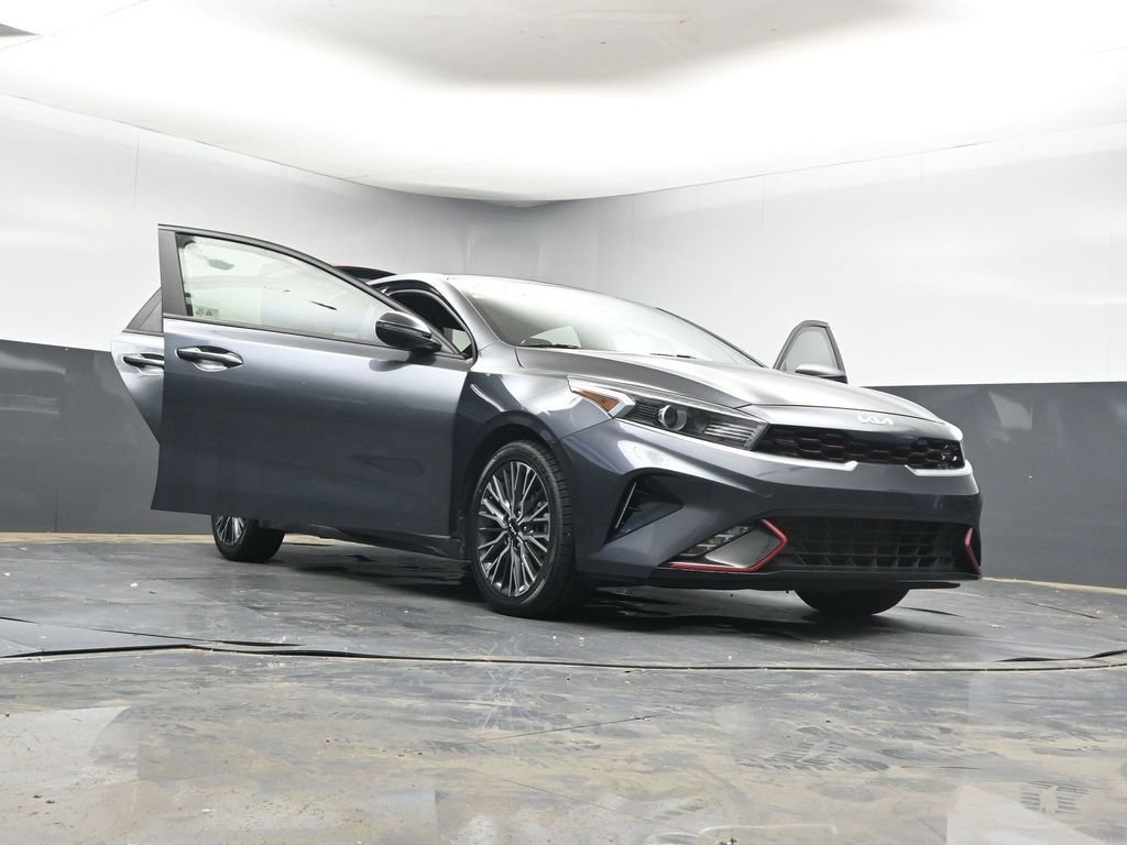 Used 2023 Kia Forte GT-Line FWD image 40