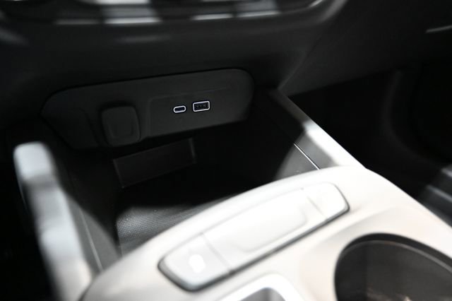 New 2026 Chevrolet Trax RS w/ Driver Confidence Package image 19