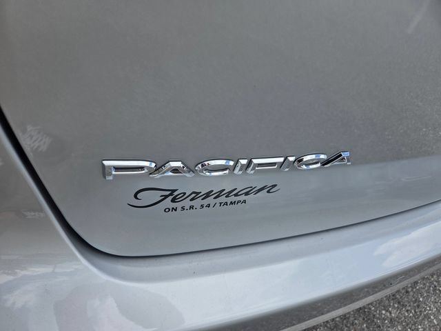 New 2026 Chrysler Pacifica Select FWD image 8