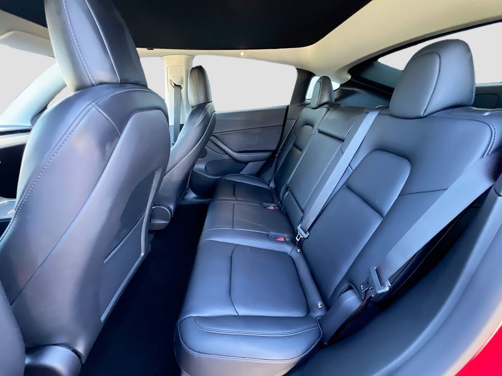 Used 2022 Tesla Model Y Performance image 23