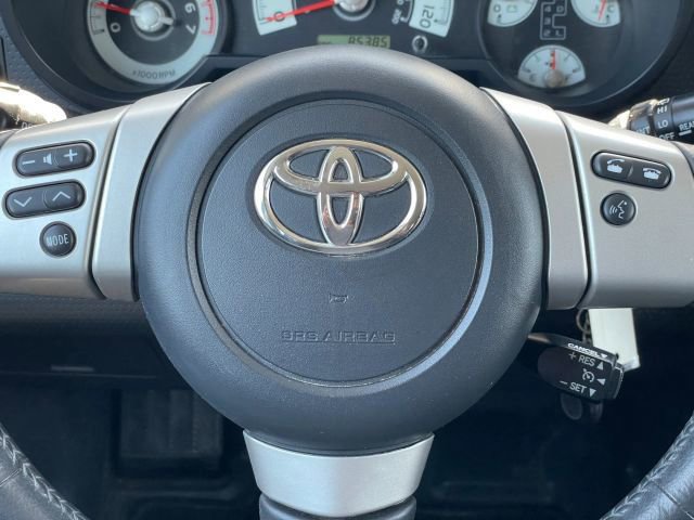 Used 2014 Toyota FJ Cruiser 4WD w/ Upgrade Package image 21