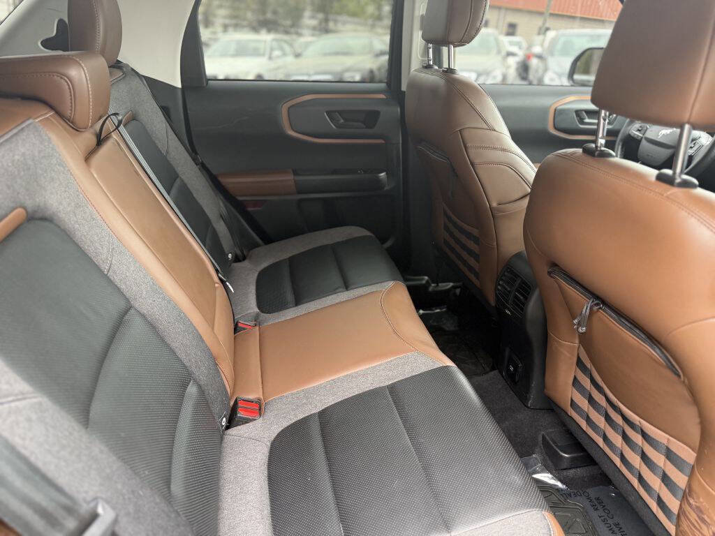 Used 2021 Ford Bronco Sport Outer Banks AWD/4WD image 11
