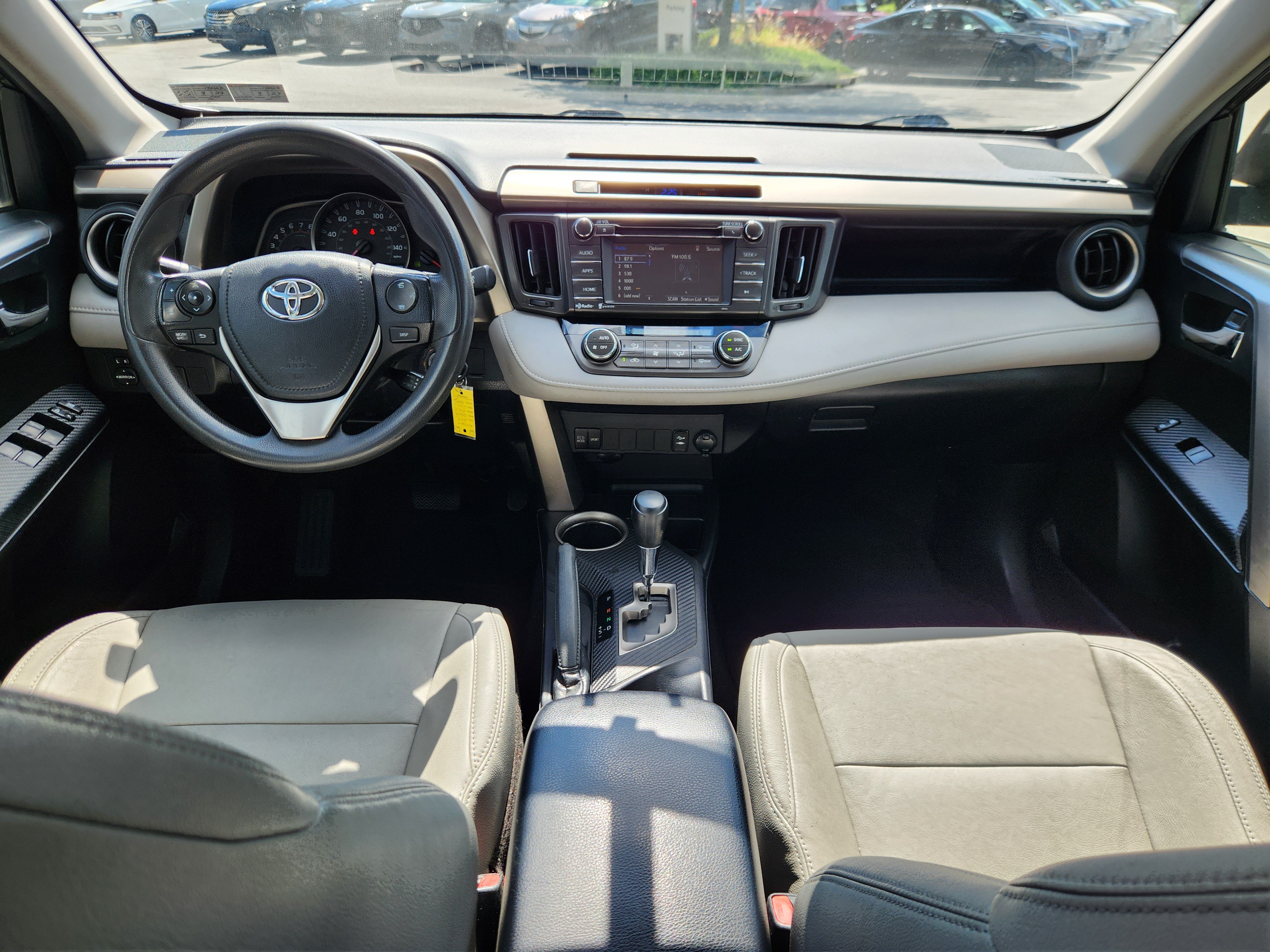Used 2014 Toyota RAV4 XLE AWD/4WD image 8