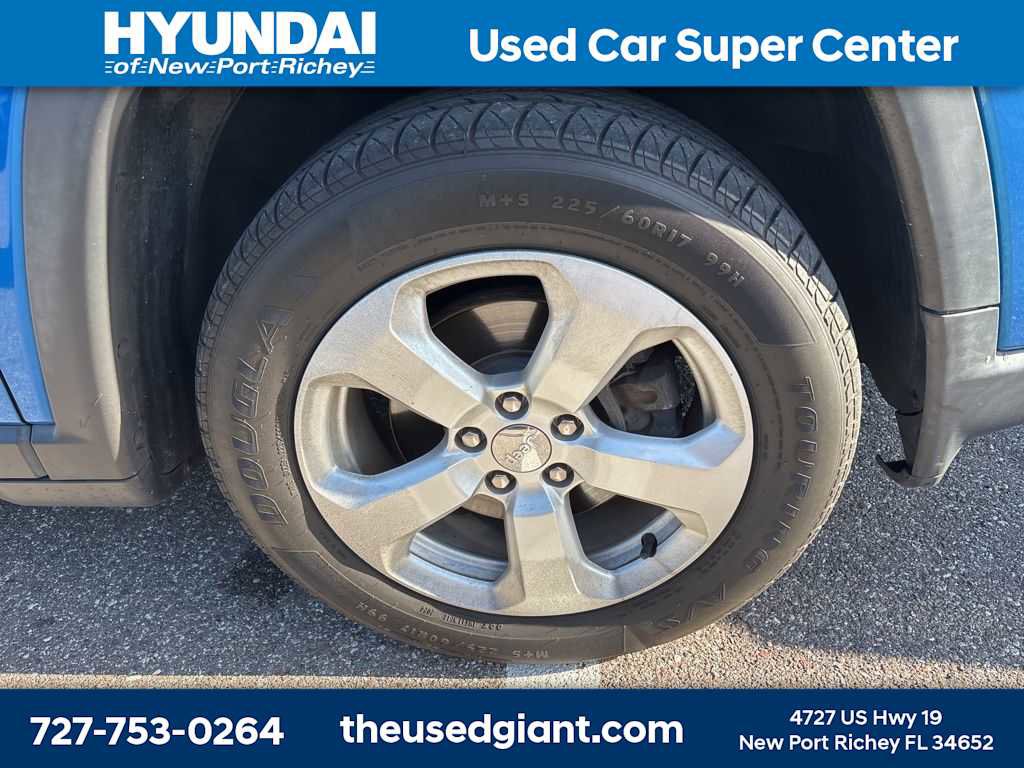 Used 2018 Jeep Compass Latitude w/ Popular Equipment Group image 6