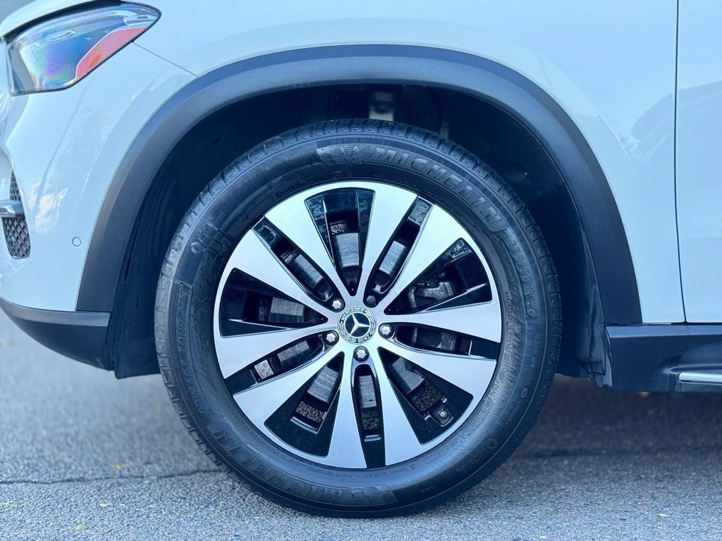 Used 2024 Mercedes-Benz GLE 350 4MATIC image 11