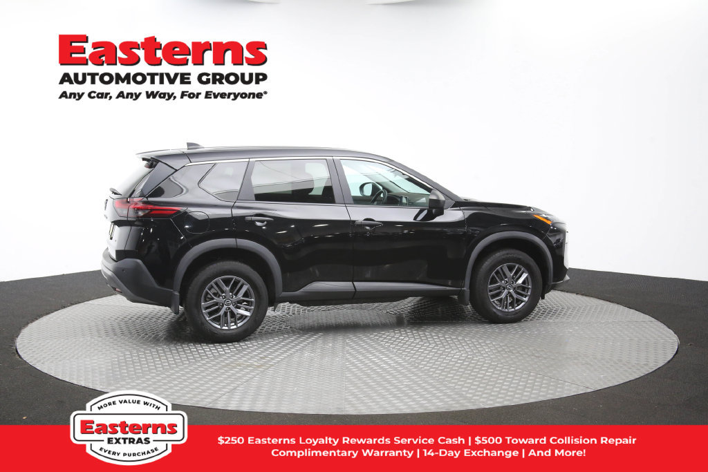 Used 2023 Nissan Rogue S AWD/4WD image 44