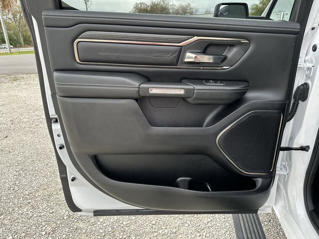 Used 2021 RAM 1500 Limited w/ Body Color Bumper Group image 26