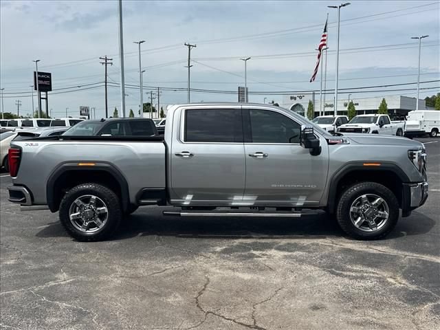 New 2026 GMC Sierra 2500 SLT w/ SLT Premium Package AWD/4WD image 13