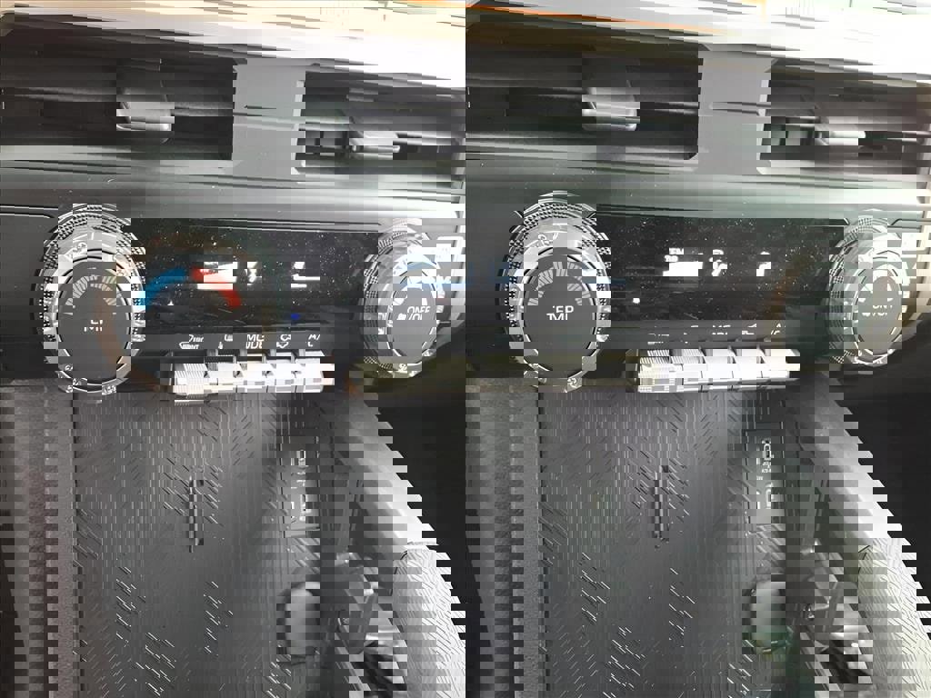 New 2026 Toyota Tacoma SR5 image 17