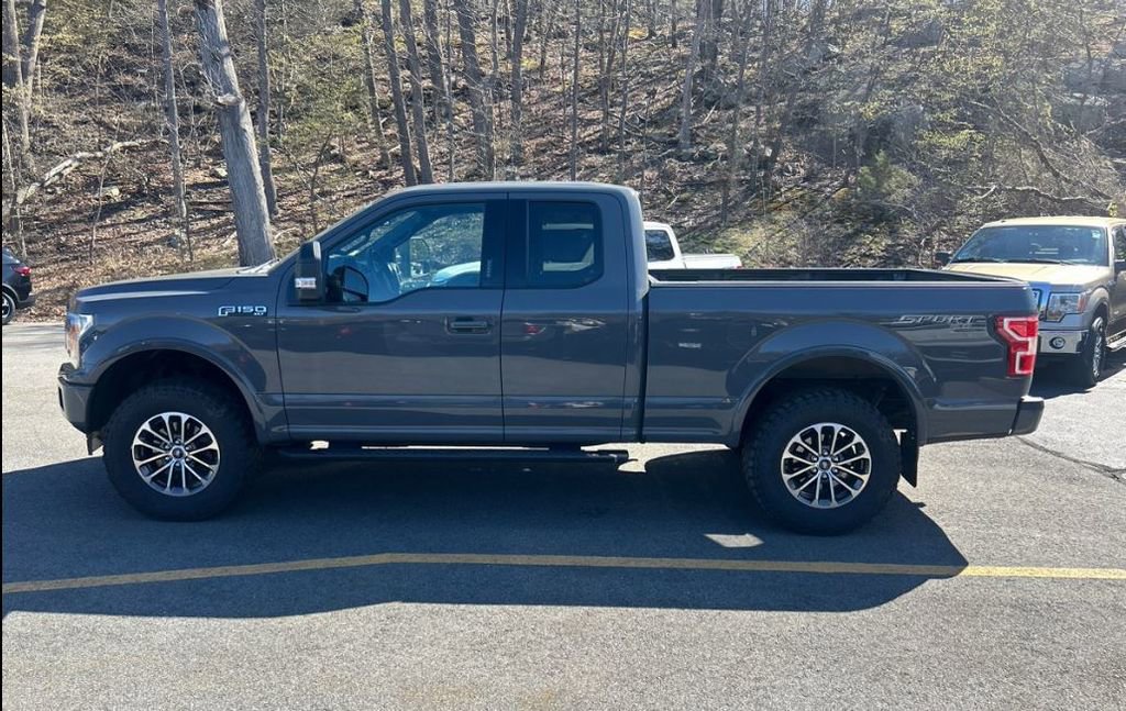 Used 2018 Ford F150 XLT w/ Equipment Group 301A Mid AWD/4WD image 8