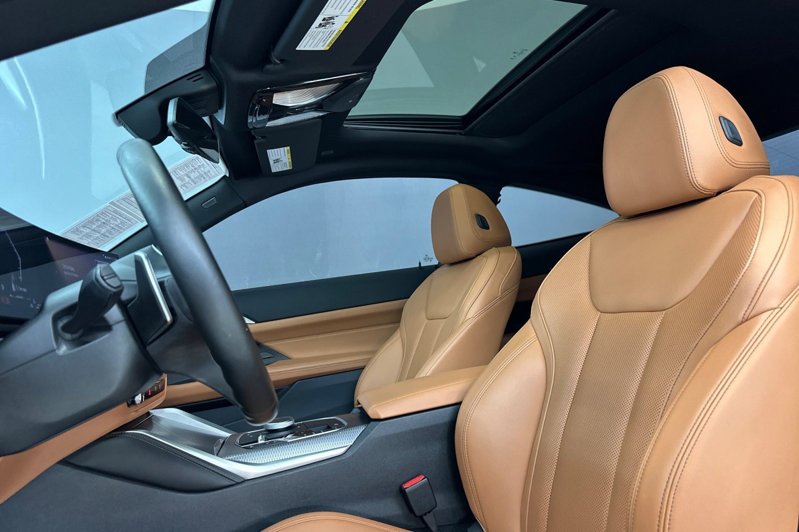 Certified 2024 BMW 430i Coupe w/ M Sport Package RWD image 19