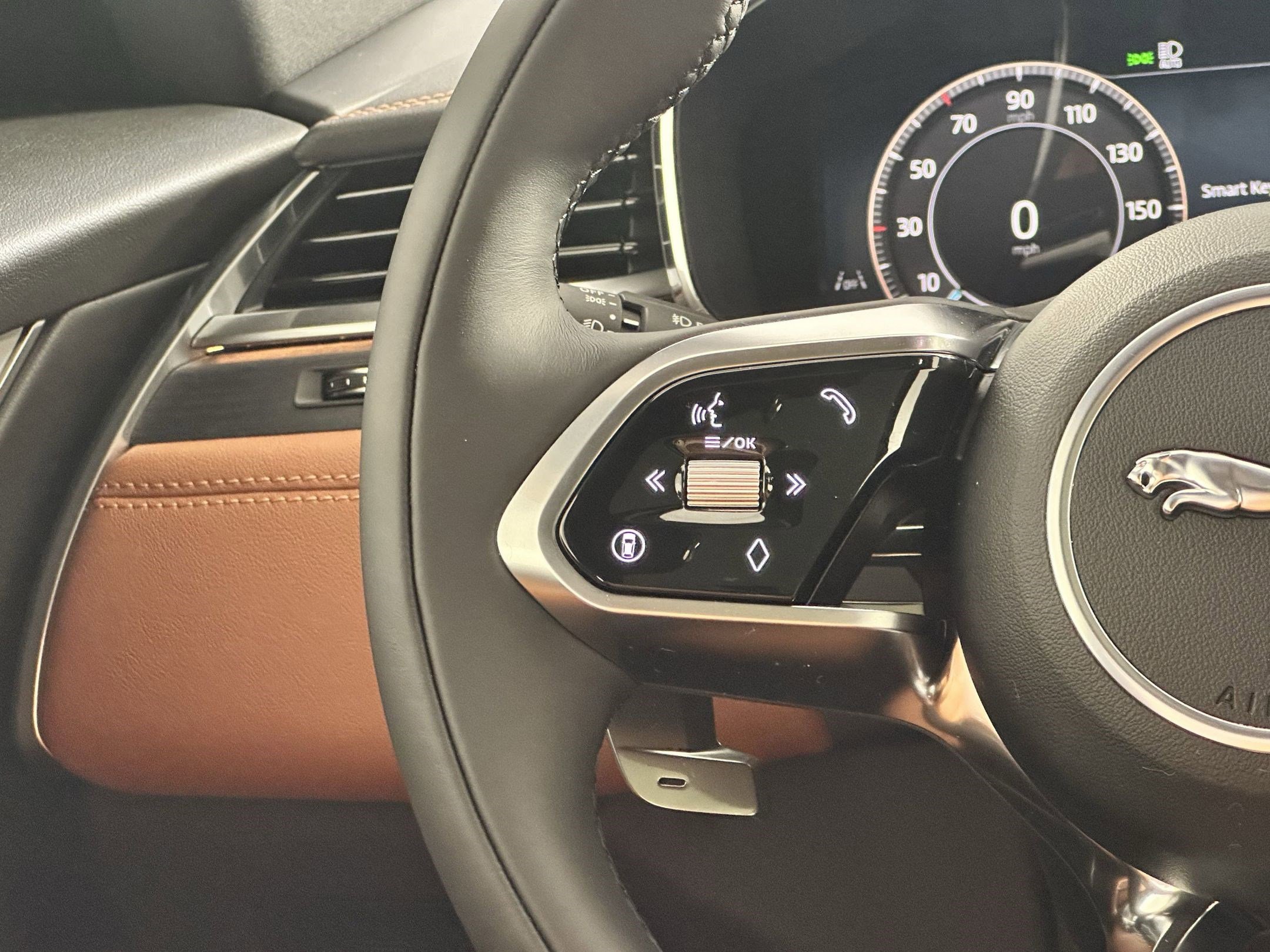 New 2026 Jaguar F-PACE R-Dynamic S image 15