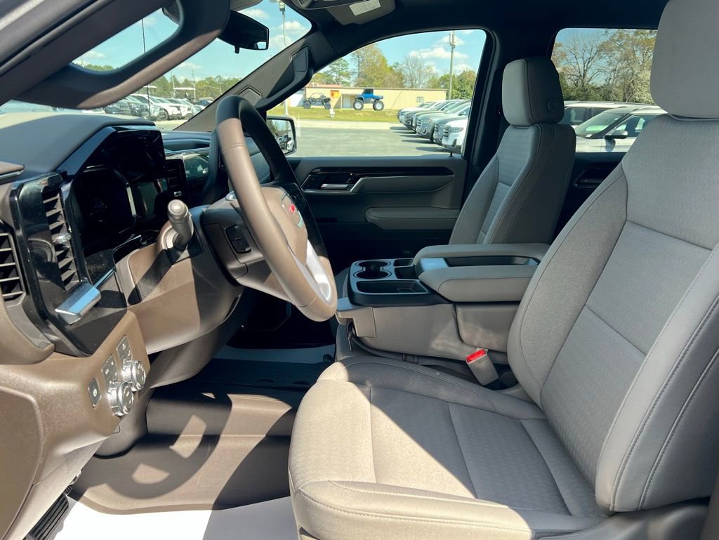 New 2026 GMC Sierra 1500 SLE image 11