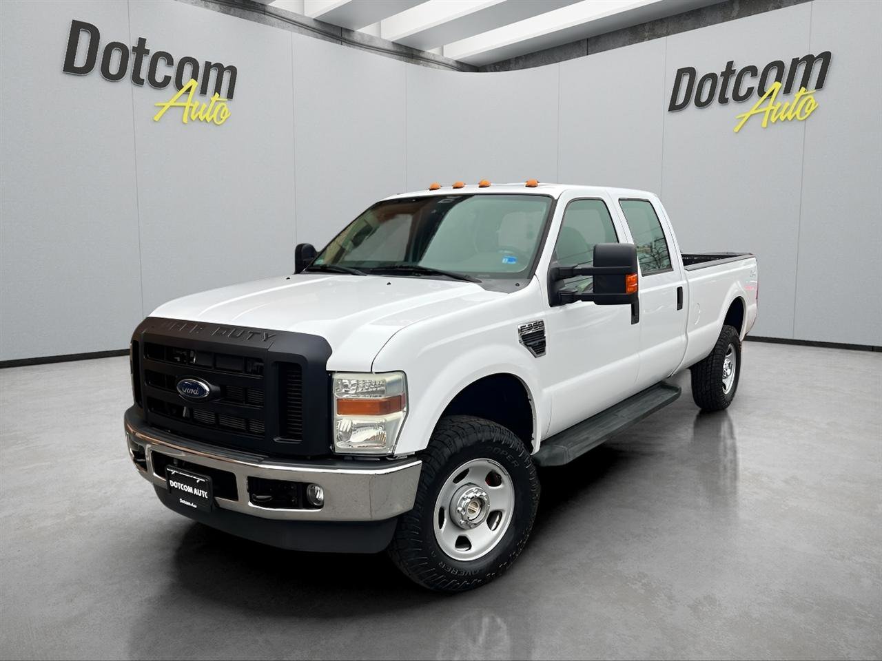 Used 2008 Ford F350 XLT image 2