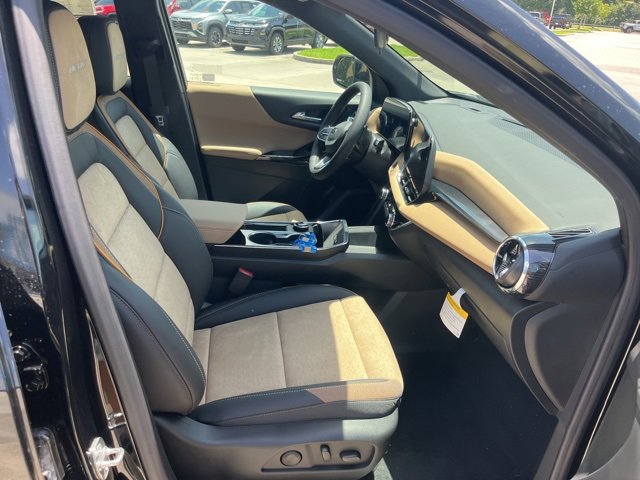 New 2026 Chevrolet Equinox ACTIV w/ Convenience Package III image 32