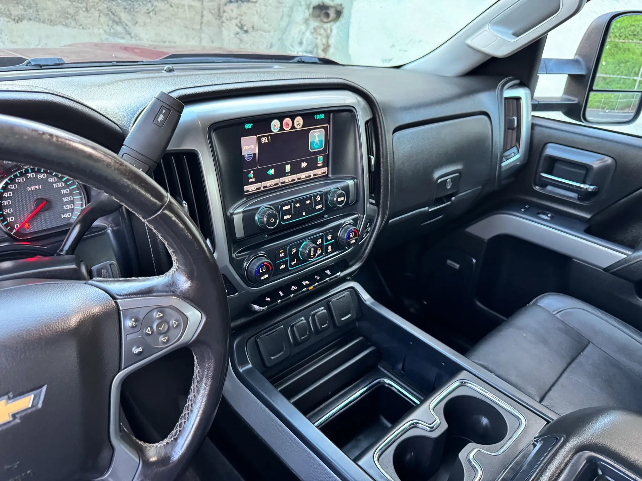 Used 2015 Chevrolet Silverado 3500 LTZ w/ Duramax Plus Package image 28