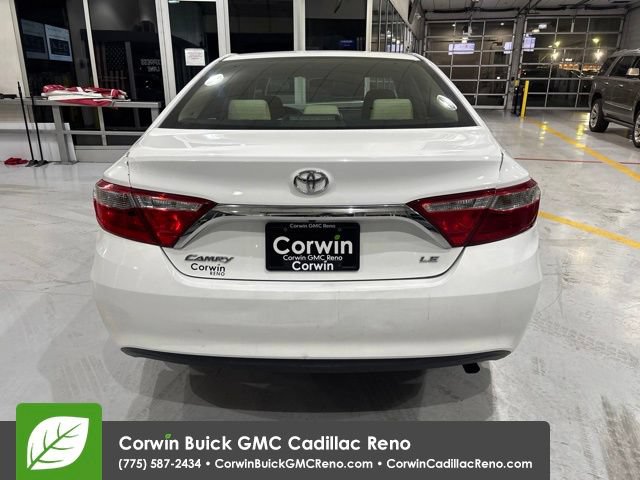 Used 2015 Toyota Camry LE FWD image 5