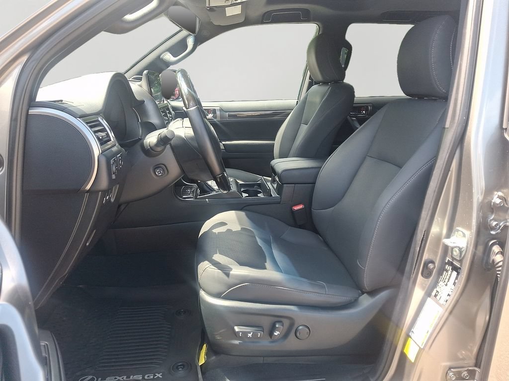 Used 2023 Lexus GX 460 Premium w/ Premium Package AWD/4WD image 14