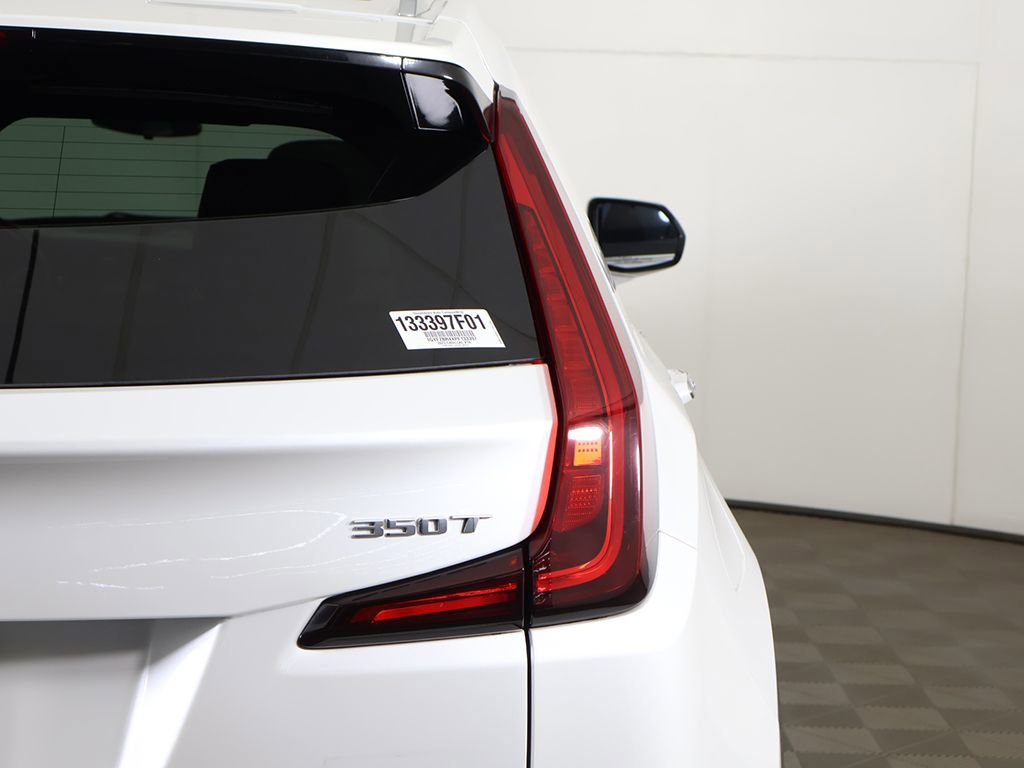 Used 2023 Cadillac XT4 Luxury w/ Cold Weather Package image 18