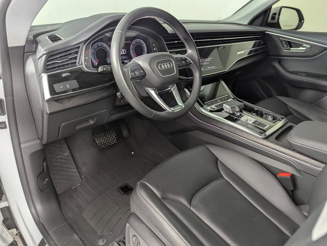 Used 2023 Audi Q8 Premium Plus AWD/4WD image 11