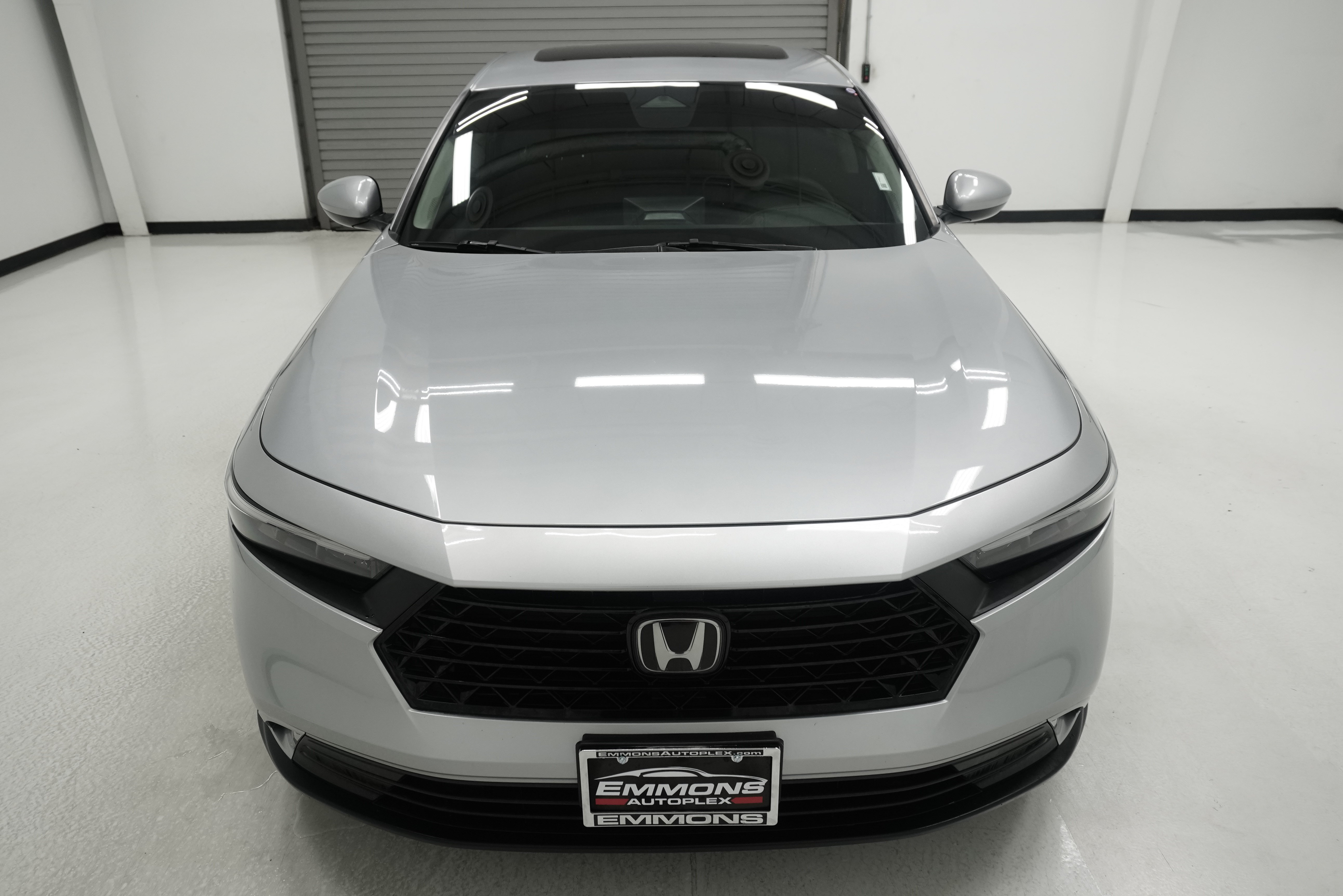 Used 2023 Honda Accord EX image 2