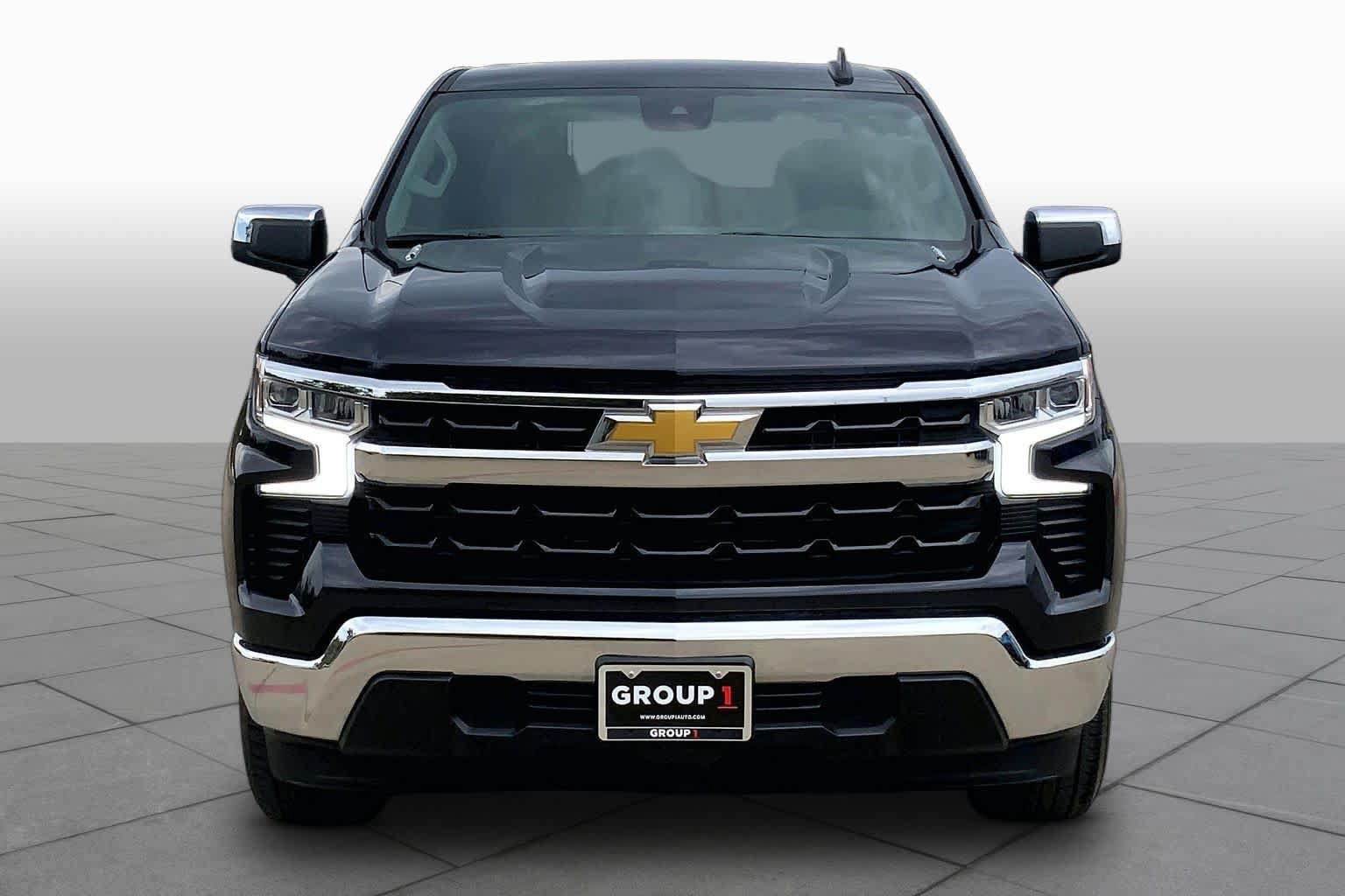 Used 2024 Chevrolet Silverado 1500 LT w/ Protection Package RWD image 4