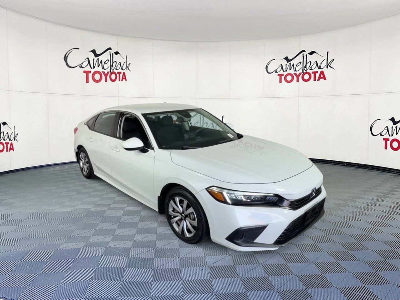 Used 2023 Honda Civic LX image 5