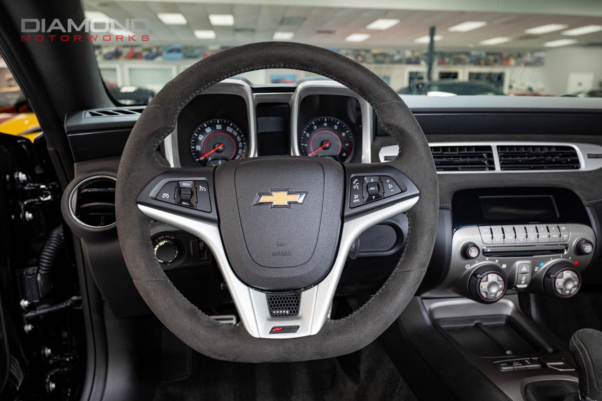 Used 2015 Chevrolet Camaro Z/28 RWD image 89