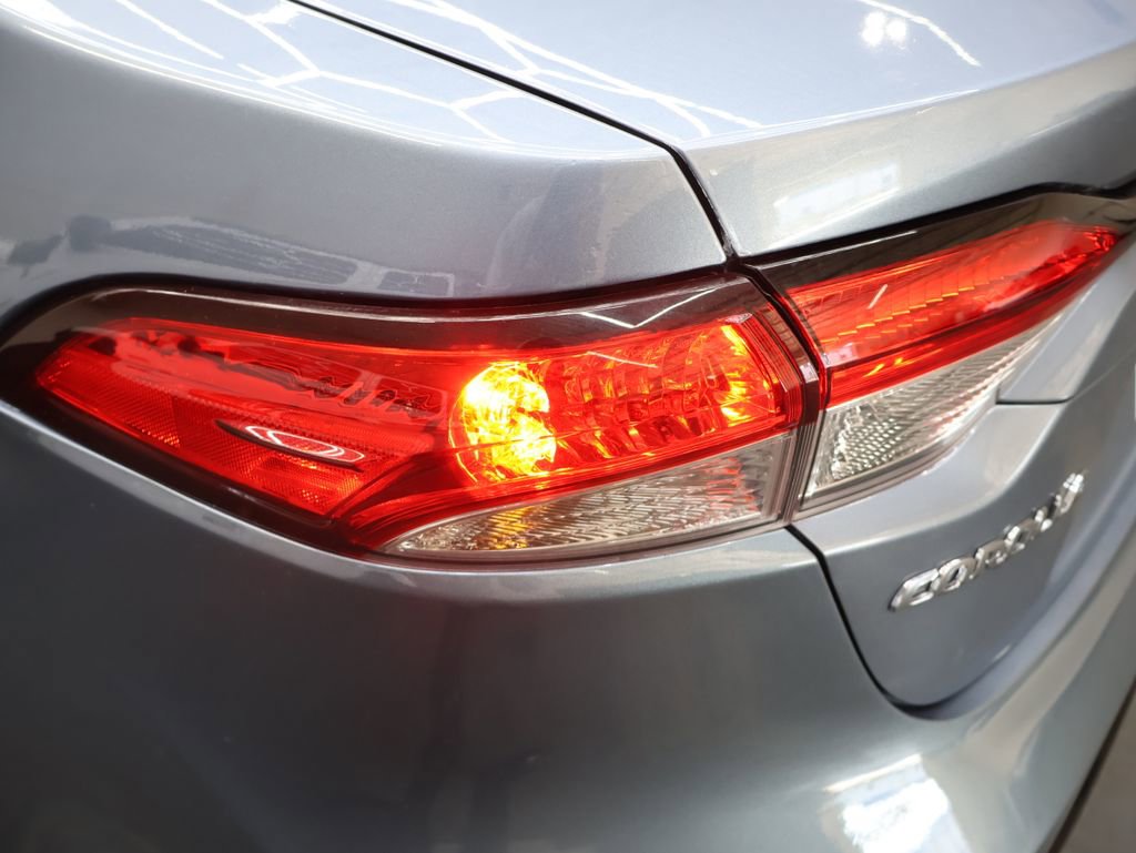 Used 2026 Toyota Corolla LE FWD image 30
