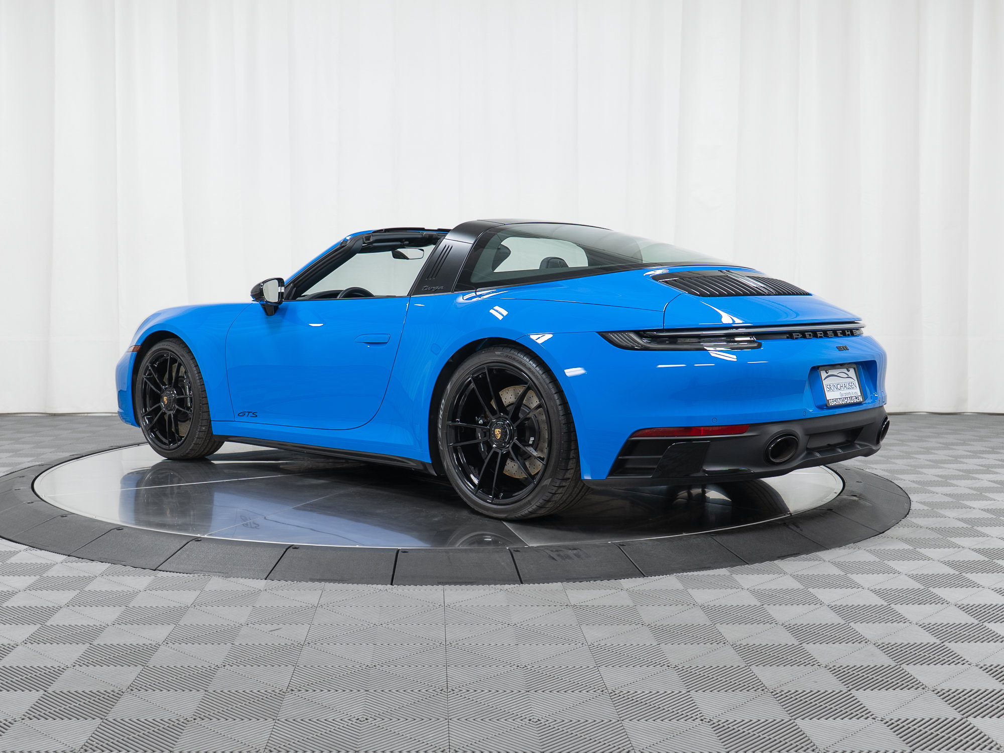 Certified 2023 Porsche 911 Targa 4 GTS w/ Premium Package AWD/4WD image 3