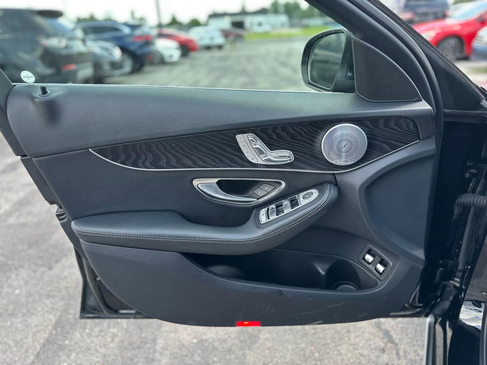 Used 2018 Mercedes-Benz C 350e Sedan w/ Premium Package image 20