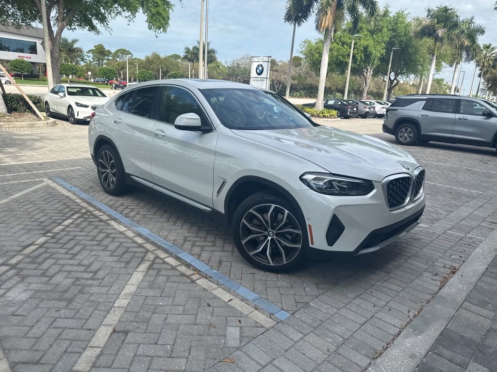 Certified 2023 BMW X4 xDrive30i w/ Premium Package image 12