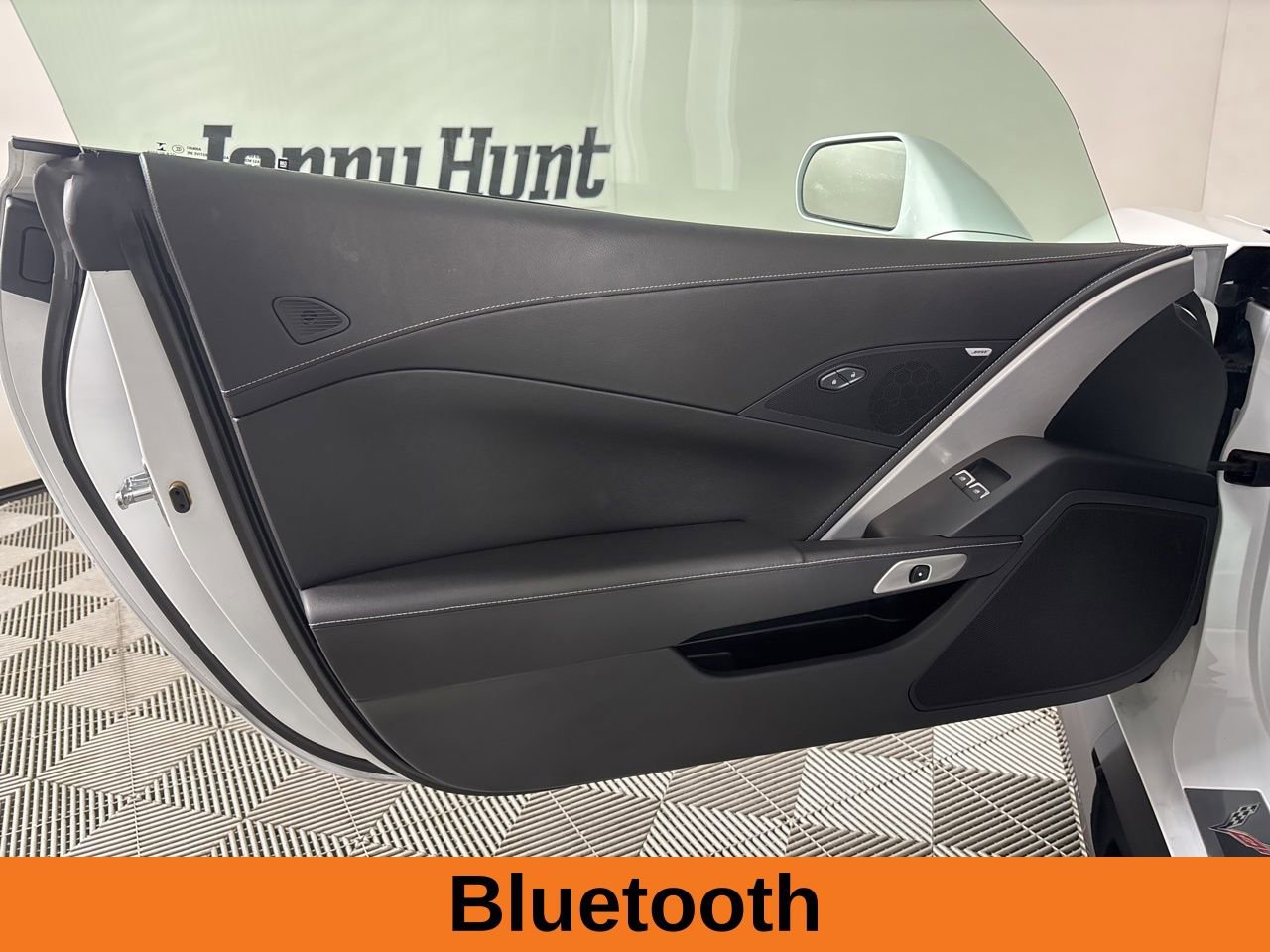 Used 2019 Chevrolet Corvette Stingray Coupe w/ 1LT image 9