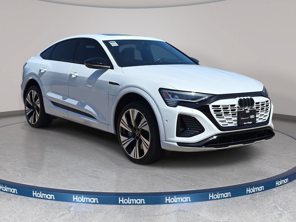 Certified 2024 Audi Q8 e-tron Prestige AWD/4WD image 4