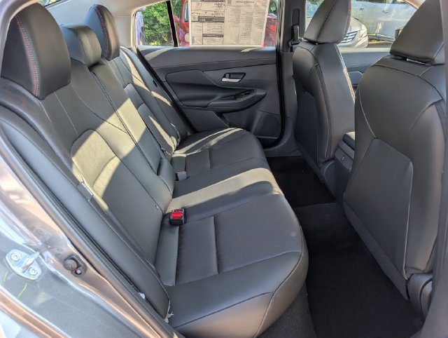 New 2026 Nissan Sentra SR w/ SR Premium Package FWD image 8