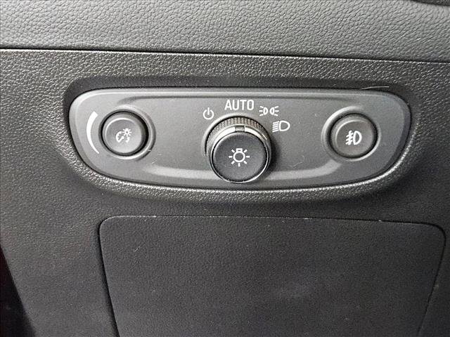 Used 2022 Buick Encore GX Select w/ Sport Touring Package image 13