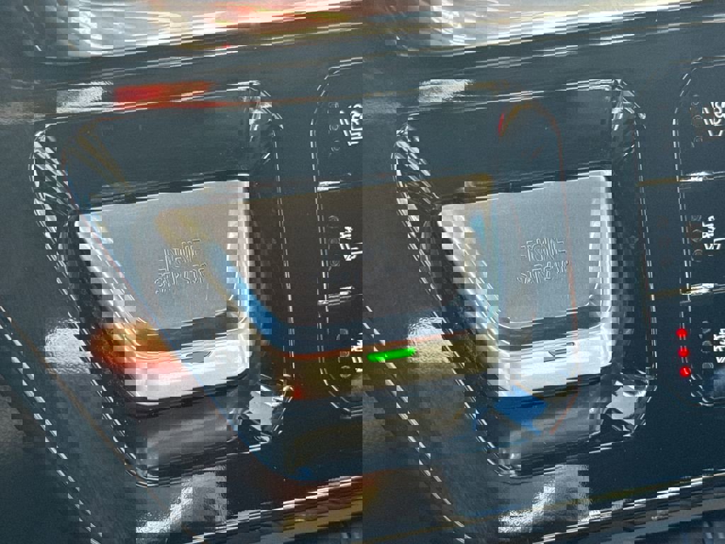 Used 2025 GMC Sierra 2500 Denali w/ Denali Reserve Package image 32