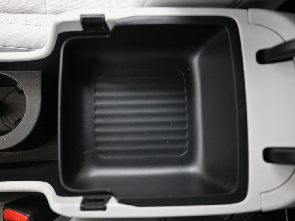 Certified 2025 Hyundai Kona SEL image 38