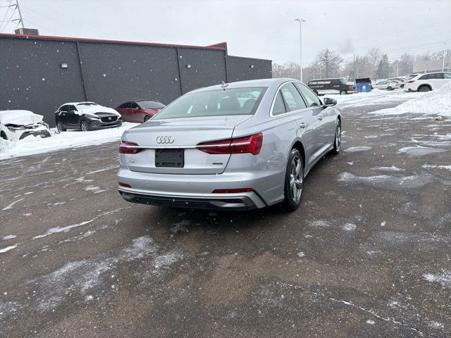 Used 2024 Audi A6 Premium Plus image 11