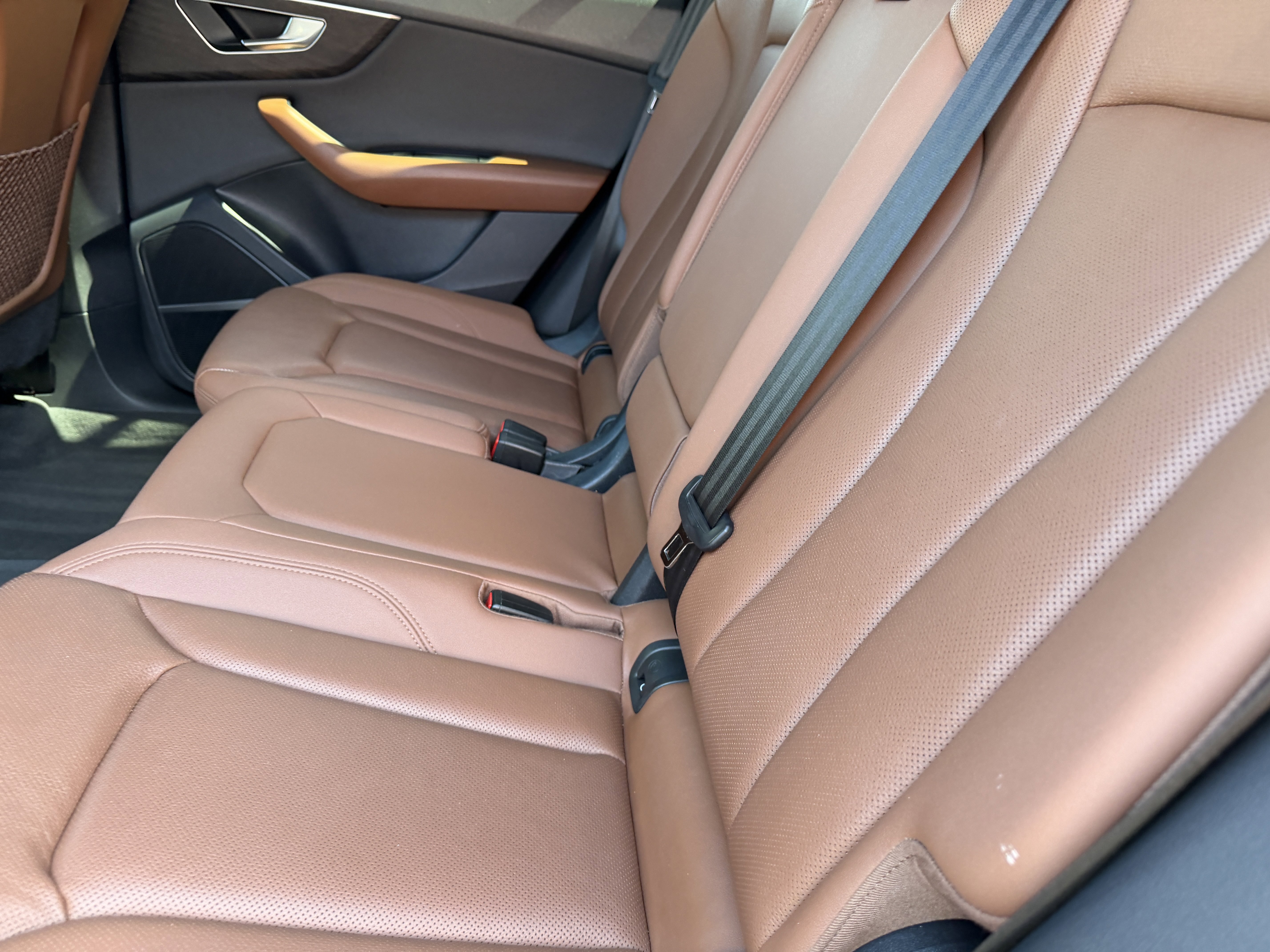 Used 2021 Audi Q8 Premium Plus AWD/4WD image 16