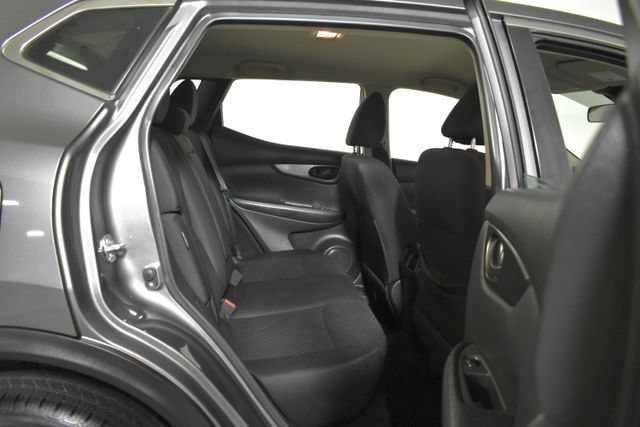 Used 2020 Nissan Rogue Sport S FWD image 29