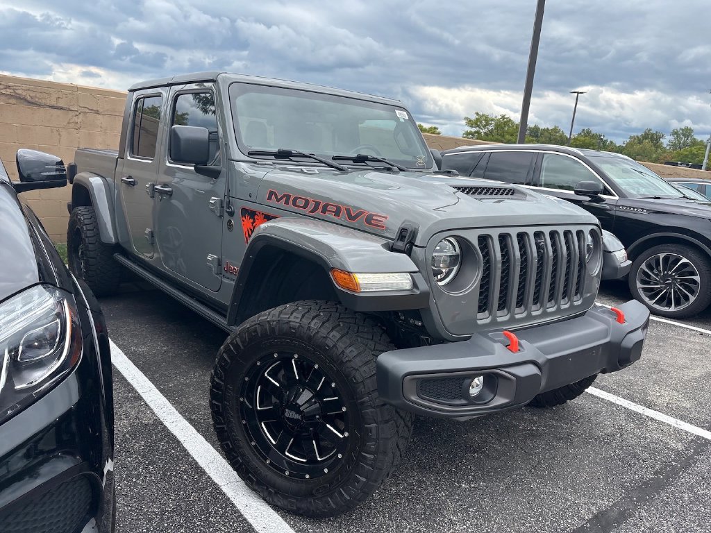 Used 2022 Jeep Gladiator Mojave w/ LED Lighting Group AWD/4WD image 2